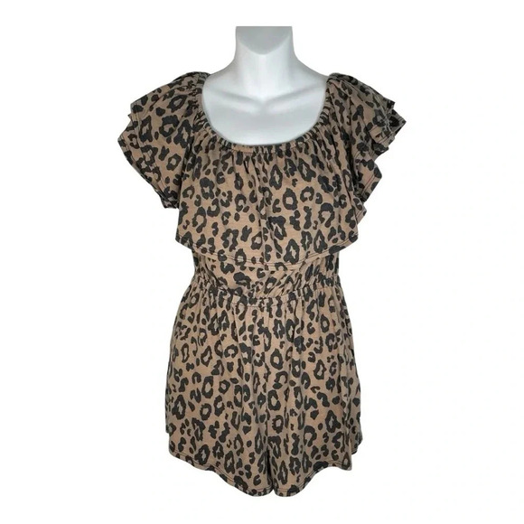🖤 Sweet Lovely By Jen Boutique Animal Print Romper Medium - Picture 1 of 7